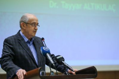 Vakfı büyütebilmemiz için maddi ve manevi fedakarlığa ihtiyacımız var